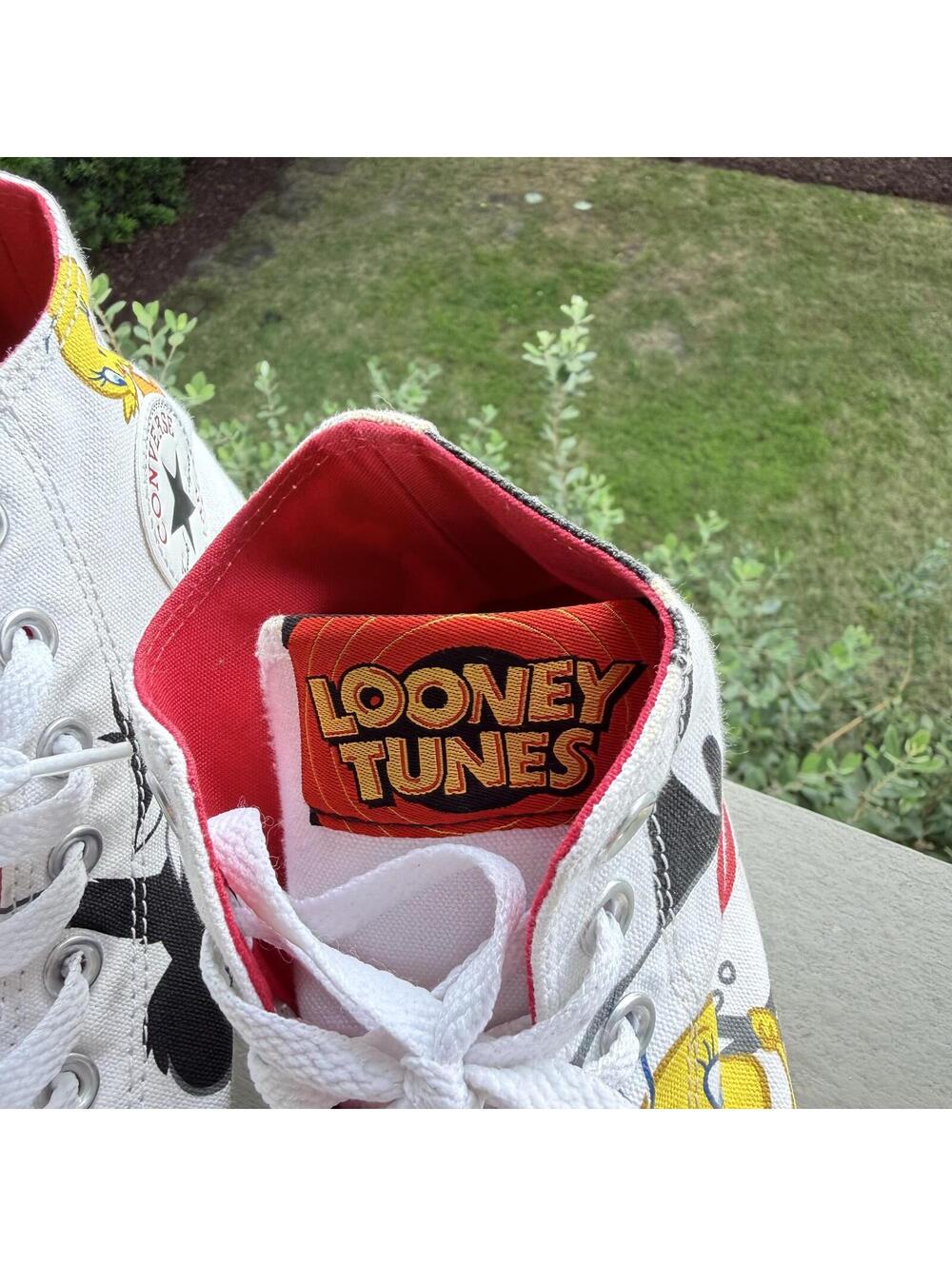 Converse x Looney Tunes Chuck Taylor Sylvester & Tweety High Top Sneakers - Picture 7 of 10